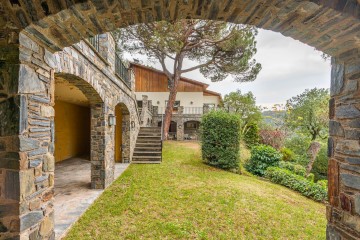 Casa o chalet 5 Habitaciones en Sant Quirze Safaja