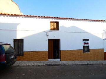 House  in Maguilla