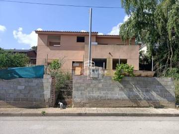 House 3 Bedrooms in Pinedas Armengol