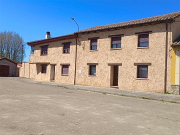Casa o chalet 9 Habitaciones en Villamoros de Mansilla