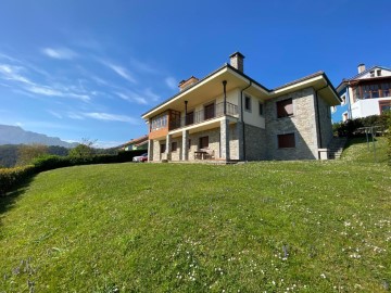 Maison 8 Chambres à Ribadesella