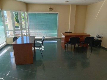 Bureau à Venta Nueva
