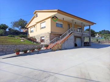 Casa o chalet 3 Habitaciones en Aldán