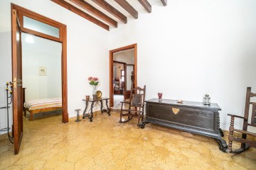 House 5 Bedrooms in Porreres