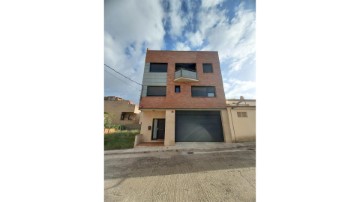 House 5 Bedrooms in Pinatell