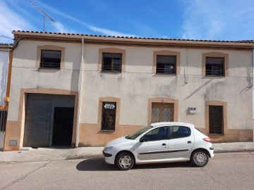 Casa o chalet 3 Habitaciones en Aliseda