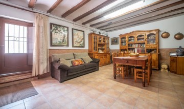 House 4 Bedrooms in Sant Pau d'Ordal