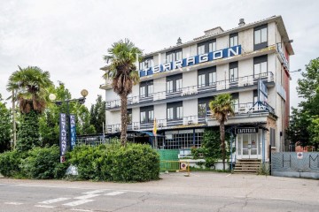 Edificio en Quicena