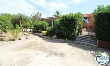 Casa o chalet 4 Habitaciones en Requesens