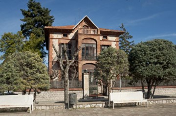 Maison 8 Chambres à Centelles