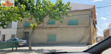 House 3 Bedrooms in Lezuza