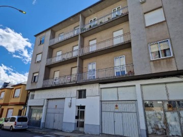 Piso 3 Habitaciones en A Rúa de Valdeorras (Santo Estevo)