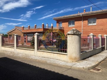 Maison 3 Chambres à Villanueva de las Manzanas