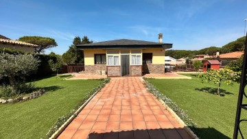 Casa o chalet 5 Habitaciones en La Goba