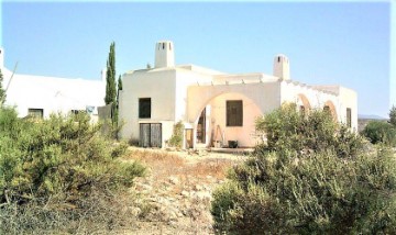 House 2 Bedrooms in Agua Amarga