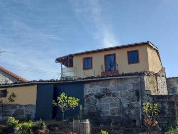 Maisons de campagne 3 Chambres à Vilar de Ordelles (Santa María)