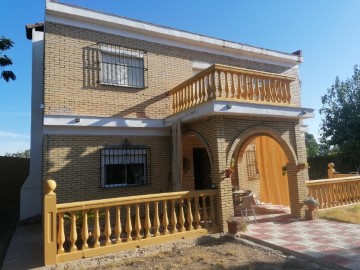 Casa o chalet 6 Habitaciones en Guadajoz