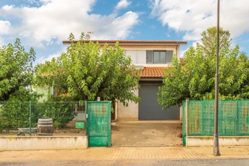 Maison 4 Chambres à Obanos