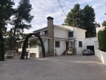 Casa o chalet 4 Habitaciones en Almansa