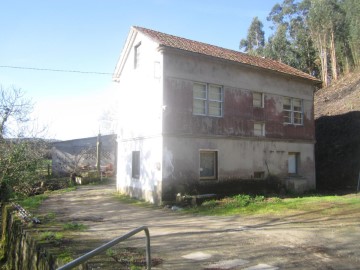 House  in Igrexafeita (Santa María)
