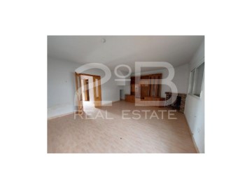 House 3 Bedrooms in Otero