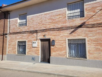 Casa o chalet 5 Habitaciones en La Mata