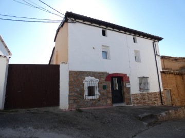 House 5 Bedrooms in Briviesca