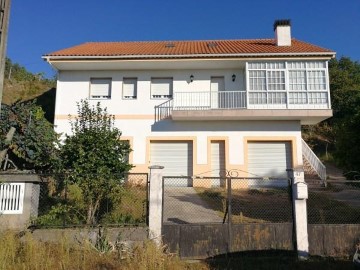 Casa o chalet 4 Habitaciones en Cortegada (Santa María)