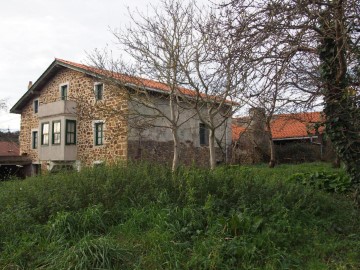 Maison 4 Chambres à Leagi