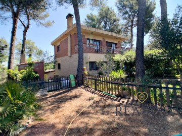 Casa o chalet 5 Habitaciones en La Llibra Casanoves