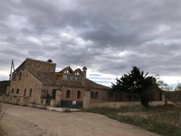 House 4 Bedrooms in Cervià de les Garrigues