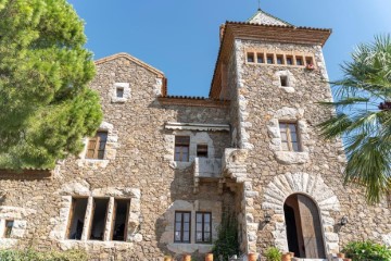 Maison 6 Chambres à El poal