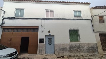 House 4 Bedrooms in Camino del Montero