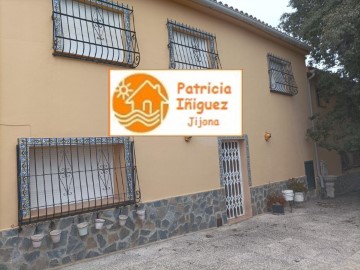 House 5 Bedrooms in Sarga - Carrasca