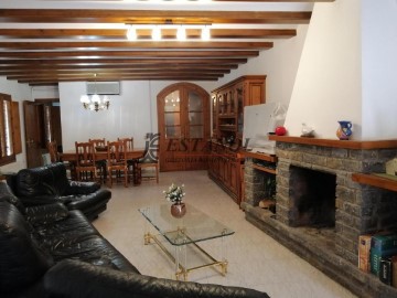 House 11 Bedrooms in Gerri de la Sal