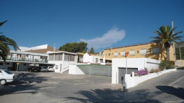 Edificio en Les Cases d'Alcanar