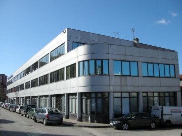 Commercial premises in Alisal - Cazoña - San Román
