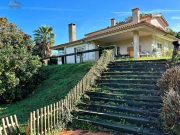 Casa o chalet 4 Habitaciones en Loureda-Lañas-Barrañán