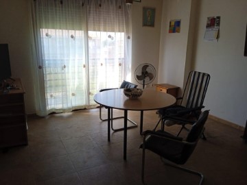 Apartment 3 Bedrooms in Polinyà de Xúquer