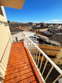 Apartment 3 Bedrooms in Albatàrrec