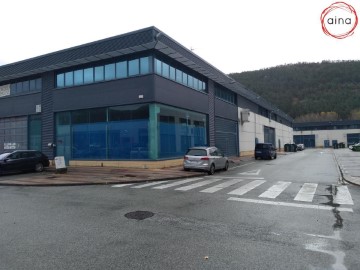Industrial building / warehouse in Arre