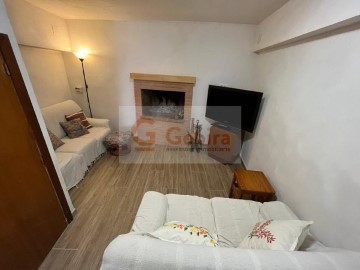 Country homes 4 Bedrooms in Vila-Rodona