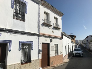 House 3 Bedrooms in Olivares