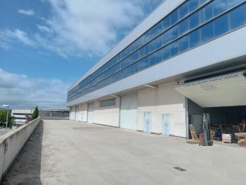 Industrial building / warehouse in Barberà del Vallès