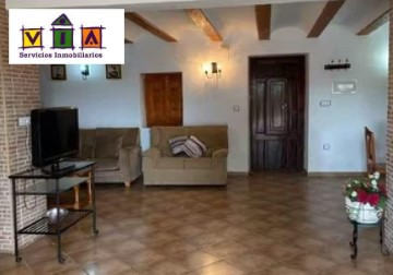 Apartment 5 Bedrooms in Castilblanques