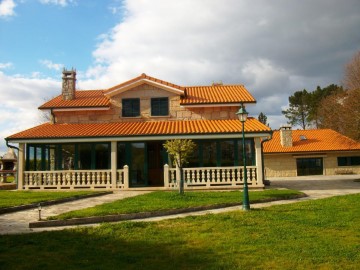 Casa o chalet 3 Habitaciones en Longoseiros (Santa Marina)