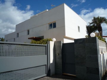 House 3 Bedrooms in l'Albir