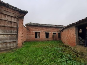 Bâtiment industriel / entrepôt à Argujillo