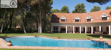 House 9 Bedrooms in Nava de Béjar