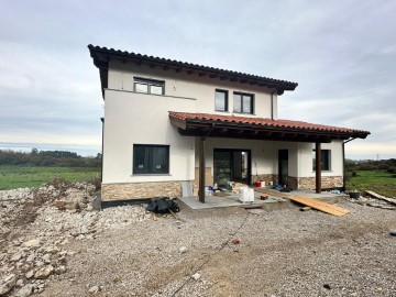 Casa o chalet 3 Habitaciones en Celorio-Poó-Parres